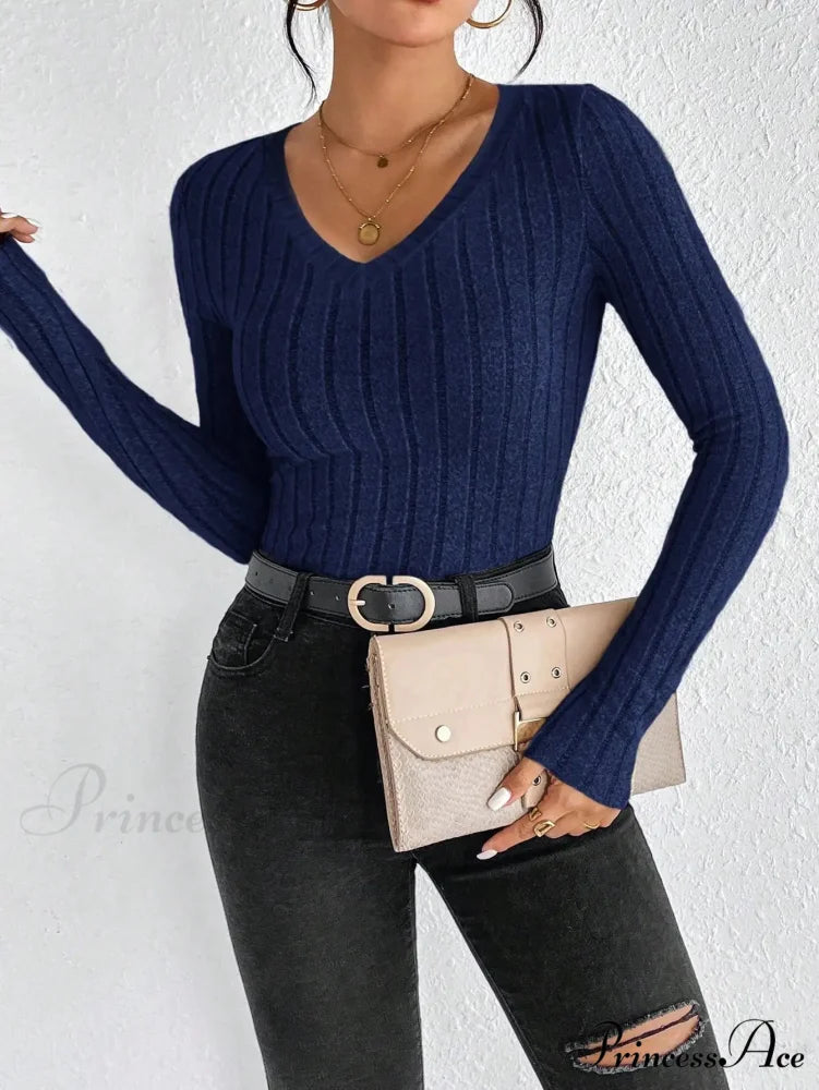 Light Deluxe Basic Sleek Cozy V-Neck Pullover Top Women knittop-250126