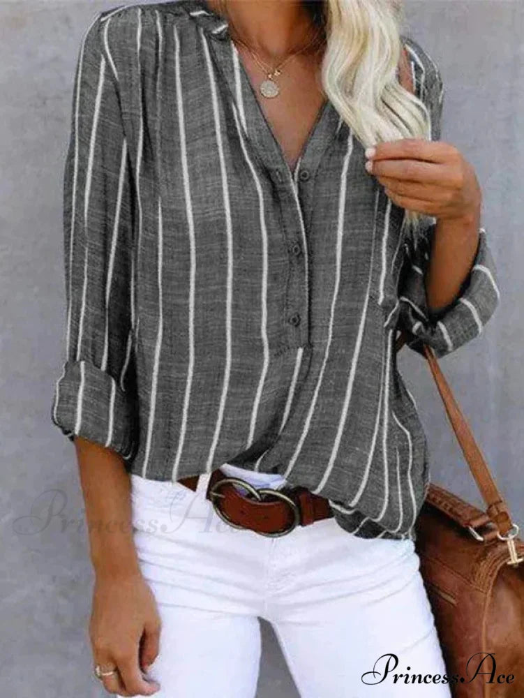 Lilia Women’s Shirt S / Grey