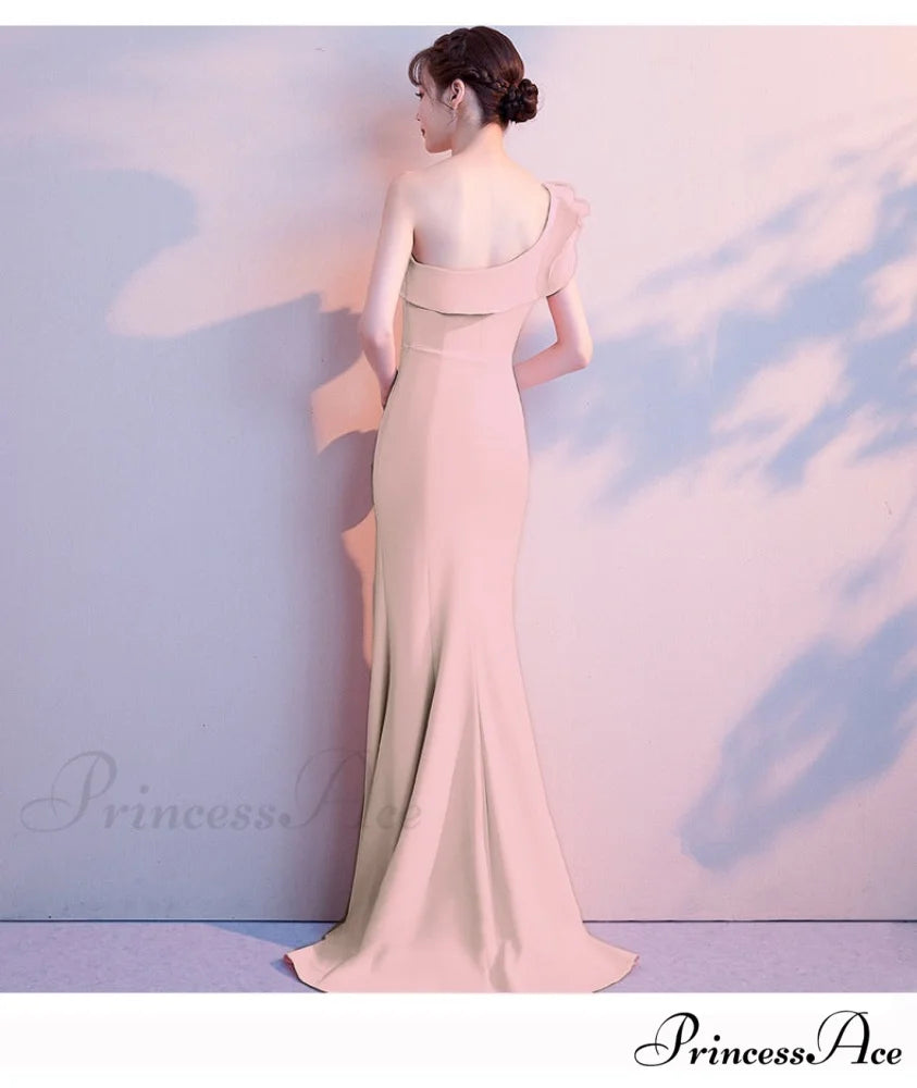 Lola ruffled Stylish one-shoulder evening dress
