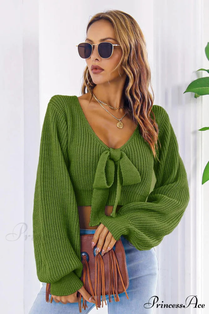 Long Cropped V-Neck Arm Sweater