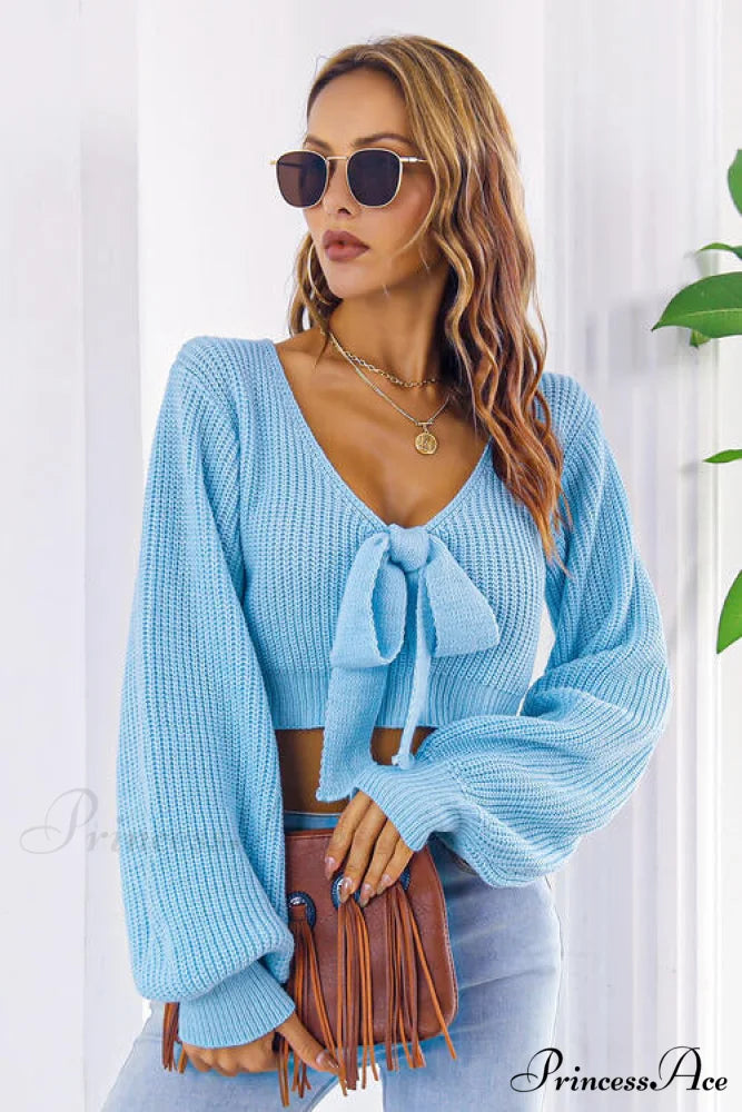 Long Cropped V-Neck Arm Sweater