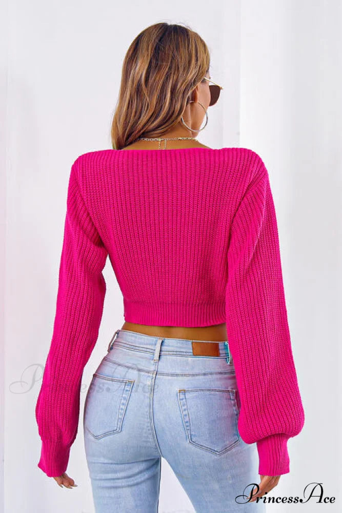 Long Cropped V-Neck Arm Sweater