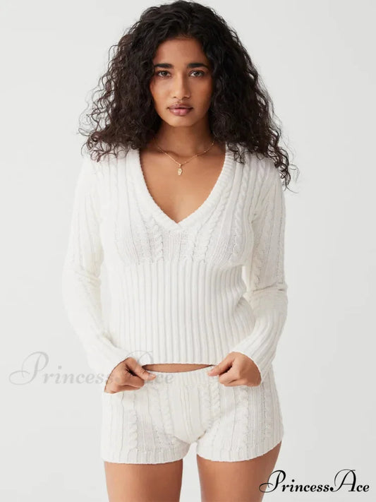 Long Sleeve Knitted V-Neck Graceful Hooded Sweater And Shorts Set