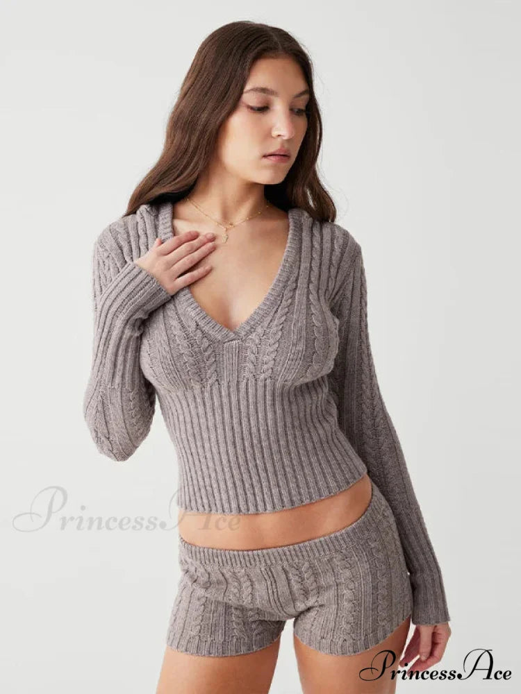 Long Sleeve Knitted V-Neck Graceful Hooded Sweater And Shorts Set Gray / M