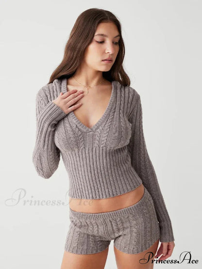 Long Sleeve Knitted V-Neck Graceful Hooded Sweater And Shorts Set Gray / M