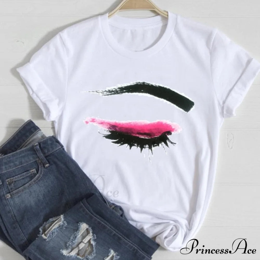 Love Fashion 90s Trend Graphic Tshirt red eye / S