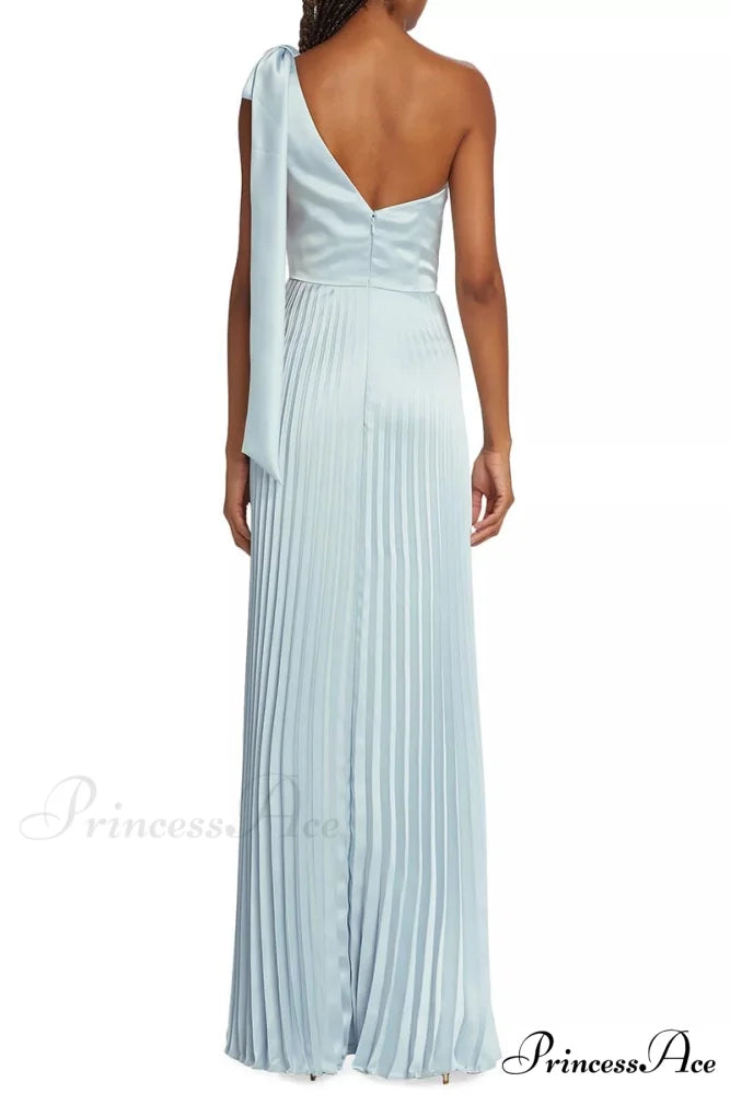 Lovely Evenings One-Shoulder Trendy Pleated Maxi Dress