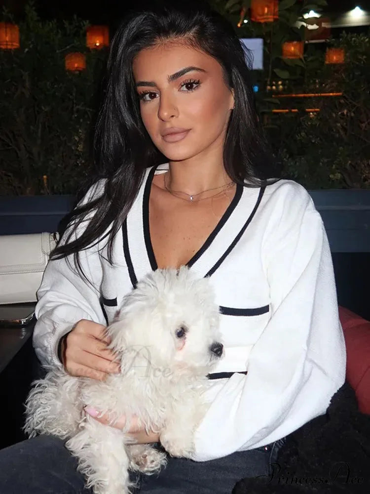 Low-cut Cropped Differentiating Cardigan cardigans-241228