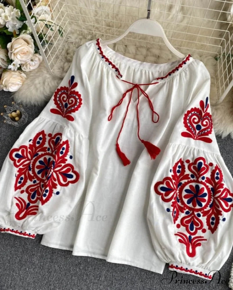MARIA EMBROIDERED TOP