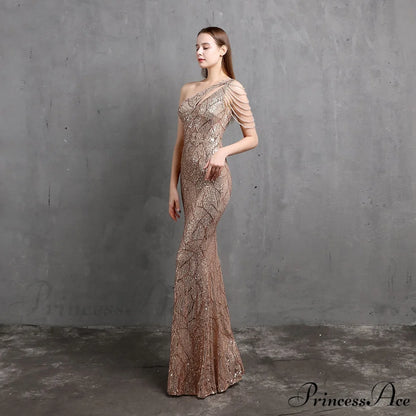 Mayven One Stylish Shoulder Formal Dress GOLD / XS