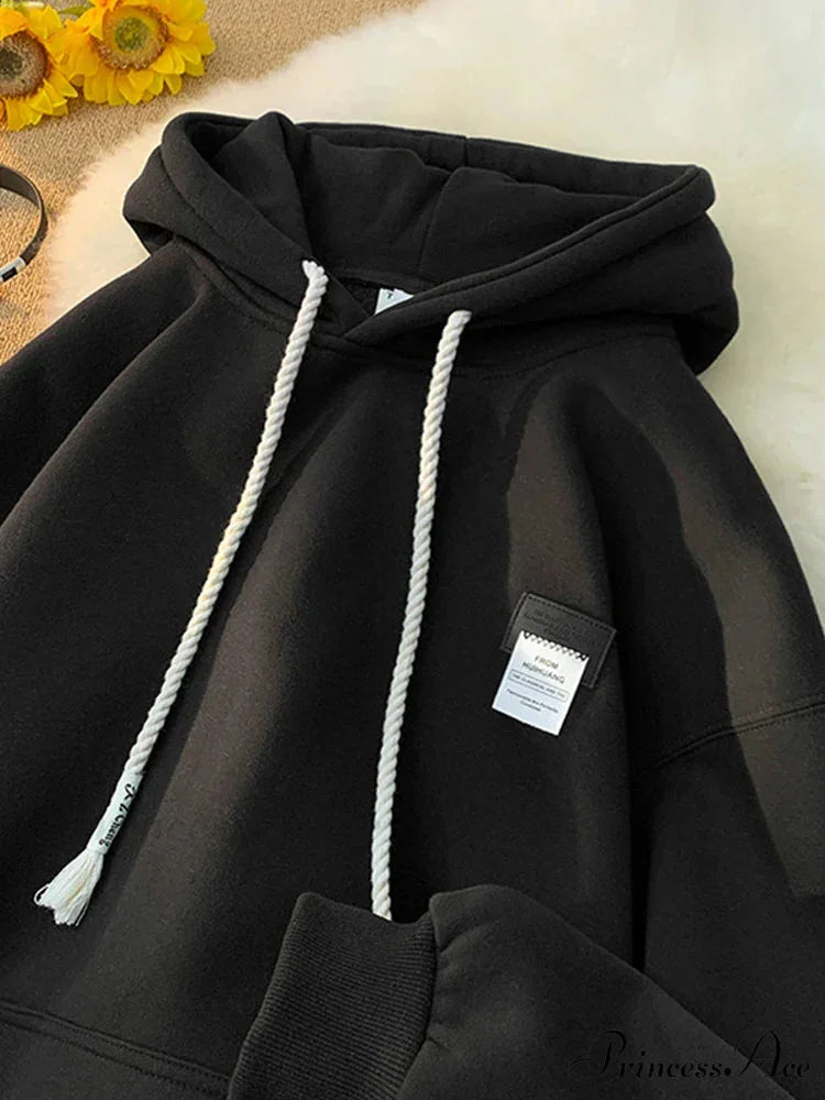 Monochromatic Embroidered Generous Fleece Hoodie Black / M(40-45KG) hoodies-241228