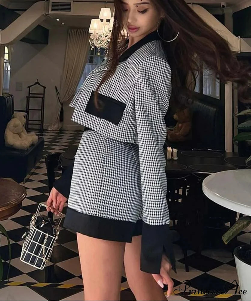 Monochrome Patchwork Crop Shorts Workplace Two Piece Set officetwopieceset-250223