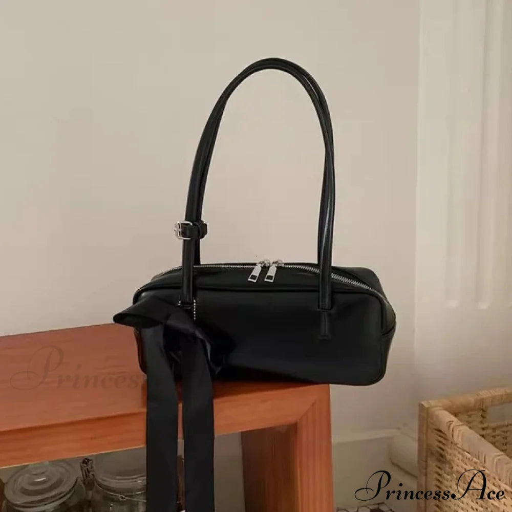 Monochrome Zipper Shoulder Bag for Women shoulder-250126