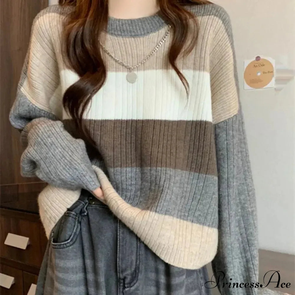 Multi-Hued Patchwork Relaxed Fit Slimming Sweater gray / S swraters-241228