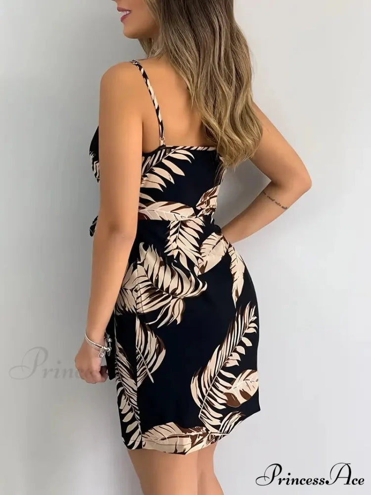 Neck Sleeveless V Foliage with Backless Gown Print