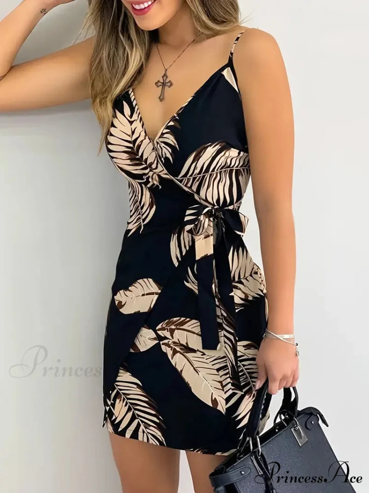 Neck Sleeveless V Foliage with Backless Gown Print