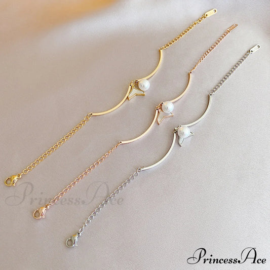 New Arrival Fish Tail Elegant Pearl Bracelet
