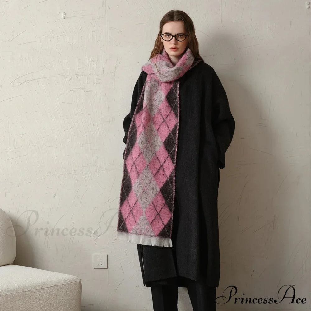 New Retro Argyle Jacquard Plaid Warm Neck Scarf for Autumn Winter 2024 pink and white / L210CM W33CM