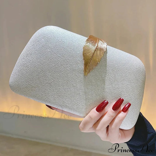 Nighttime Clutch Bead Chain Handbag Marriage Cocktail Gathering Bag clutchbag-250126