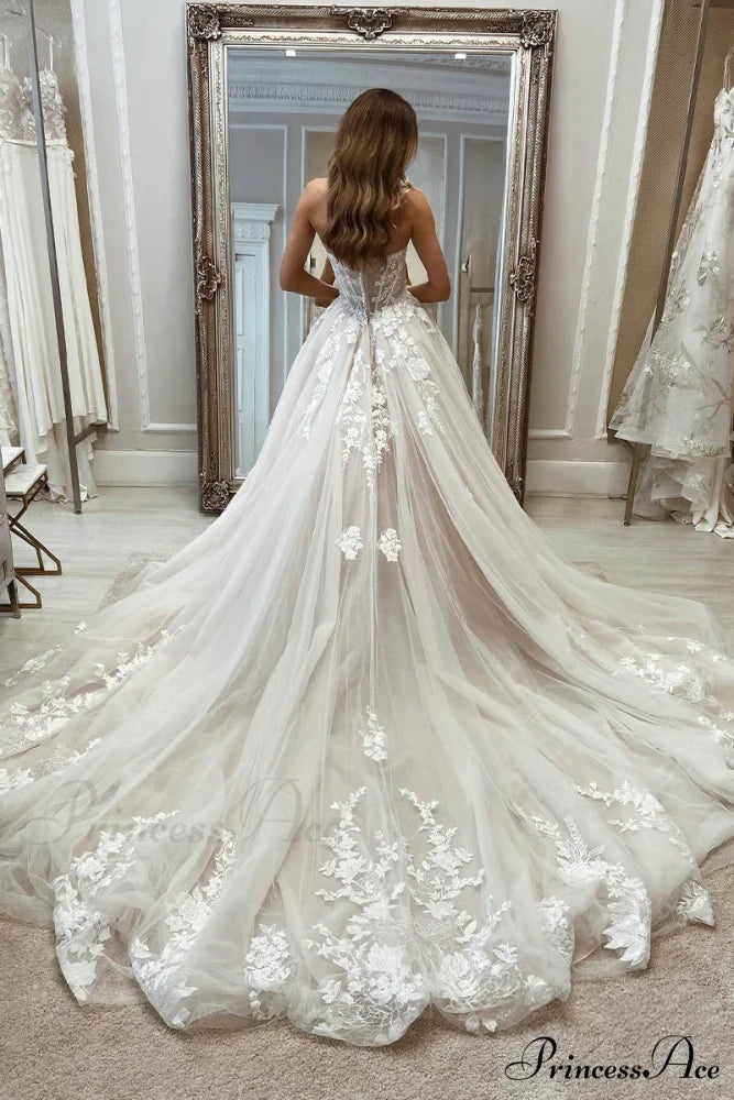 Norma Lace Applique Trendy Strapless A-line Wedding Dress