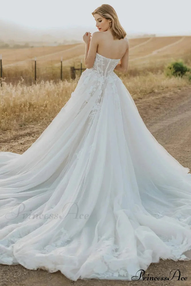 Norma Lace Applique Trendy Strapless A-line Wedding Dress