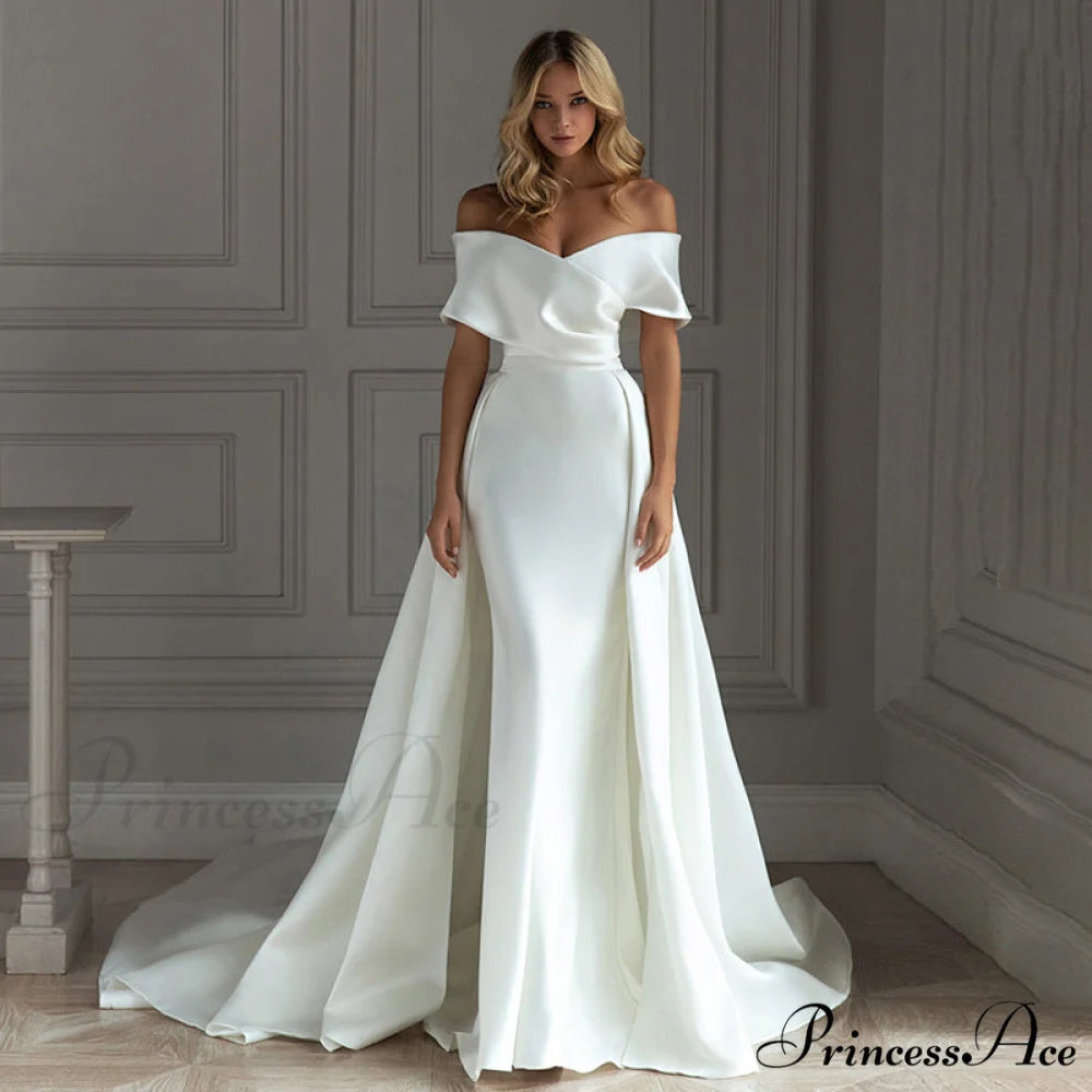 Off-Shoulder Glossy Train Wedding Gown White / XS weddingdress-250223