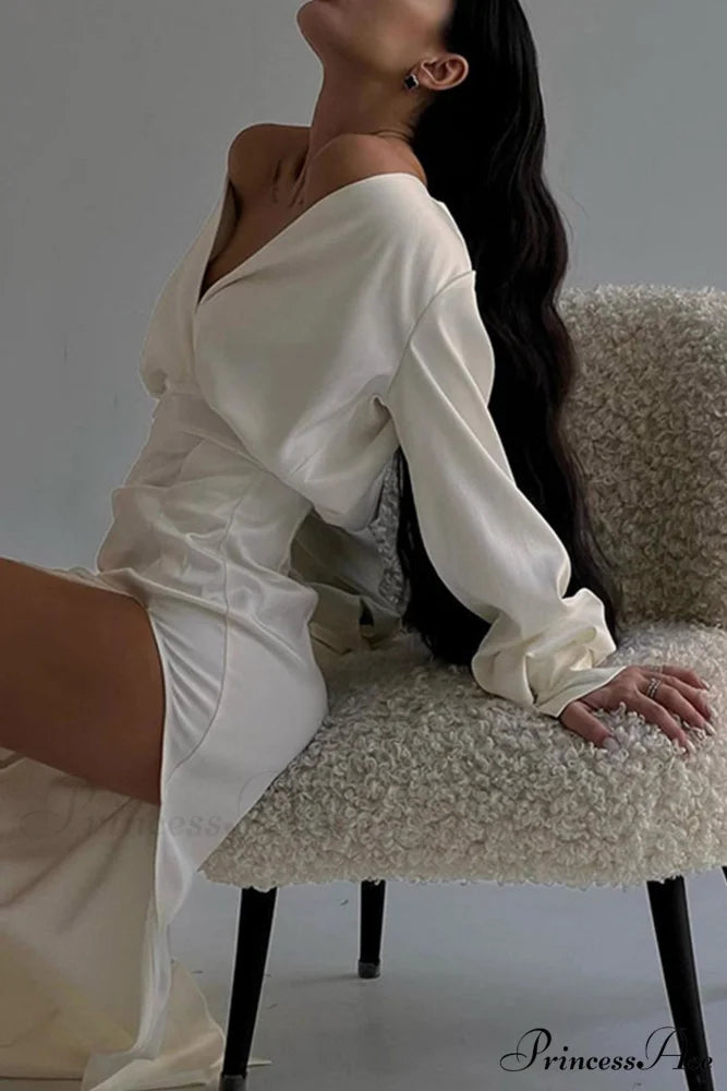 Off Shoulder Satin Dress with Gathered Silt White / M