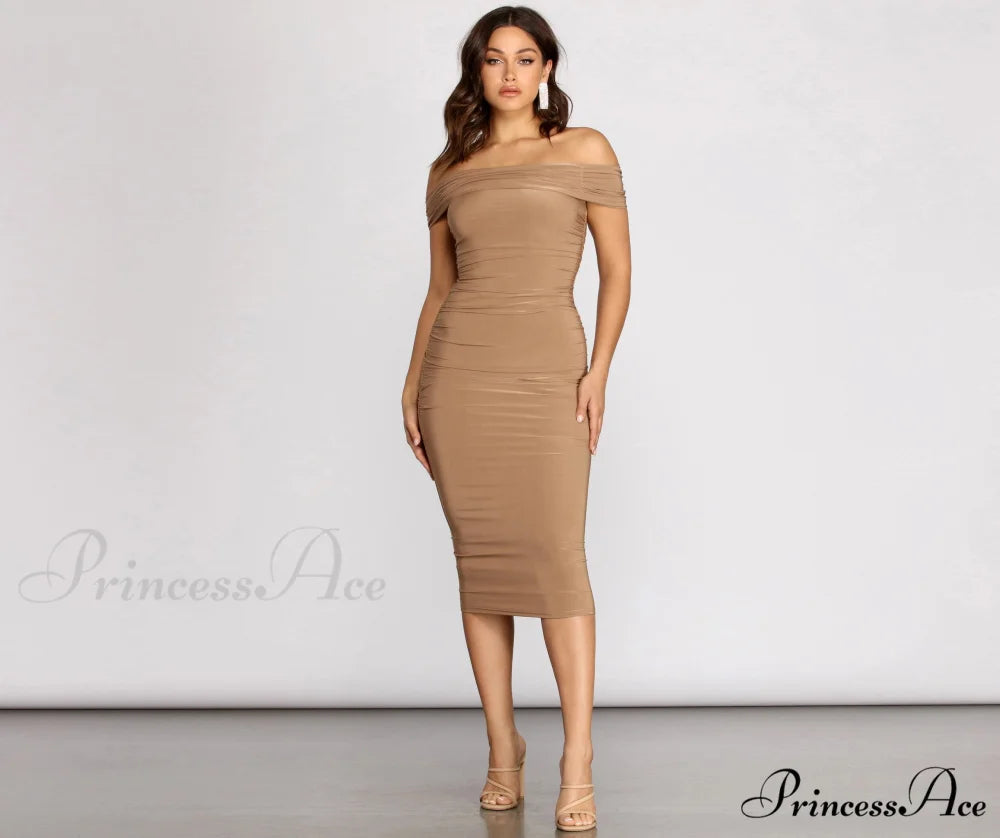 Off Shoulder Stylish Ruched Midi Dress TAUPE / S