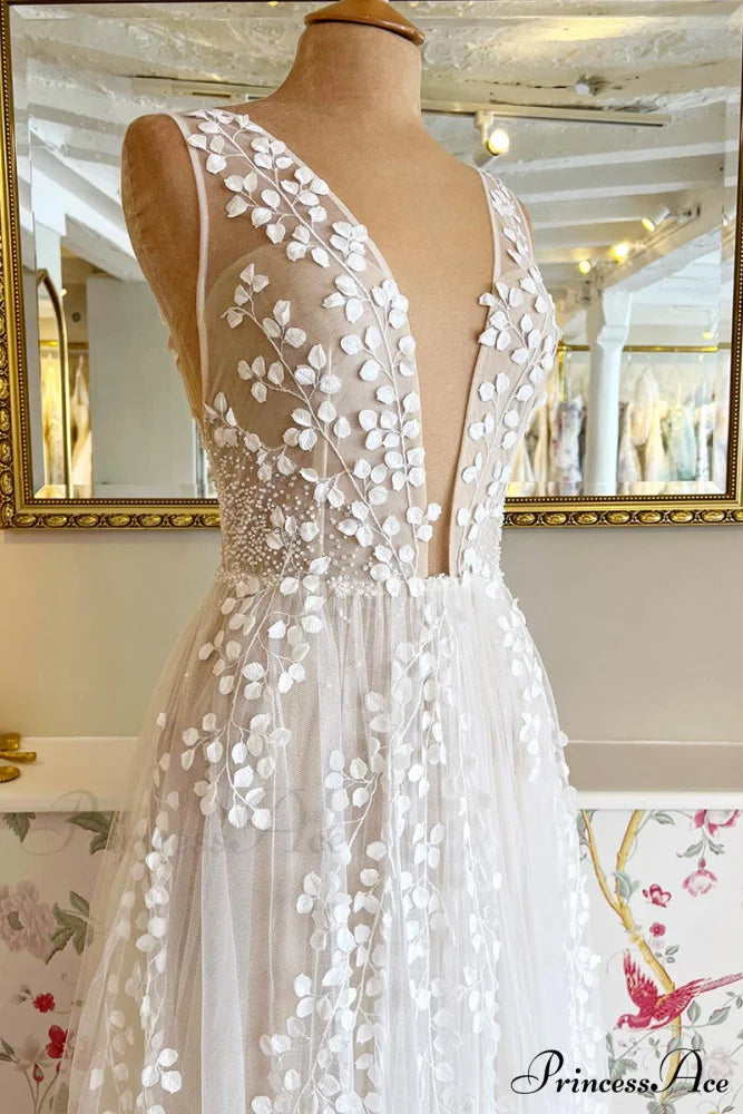 Olena Ethereal A-line Trendy Tulle Wedding Dress