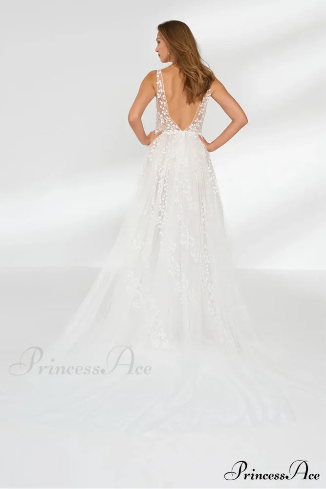 Olena Ethereal A-line Trendy Tulle Wedding Dress