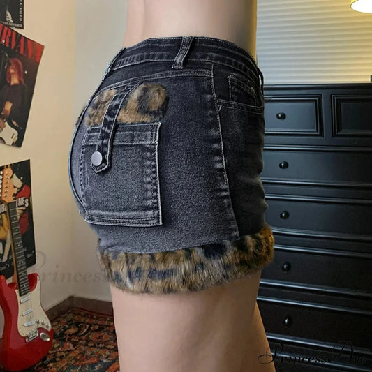 Patchwork Low-Waist Denim Short short-250223