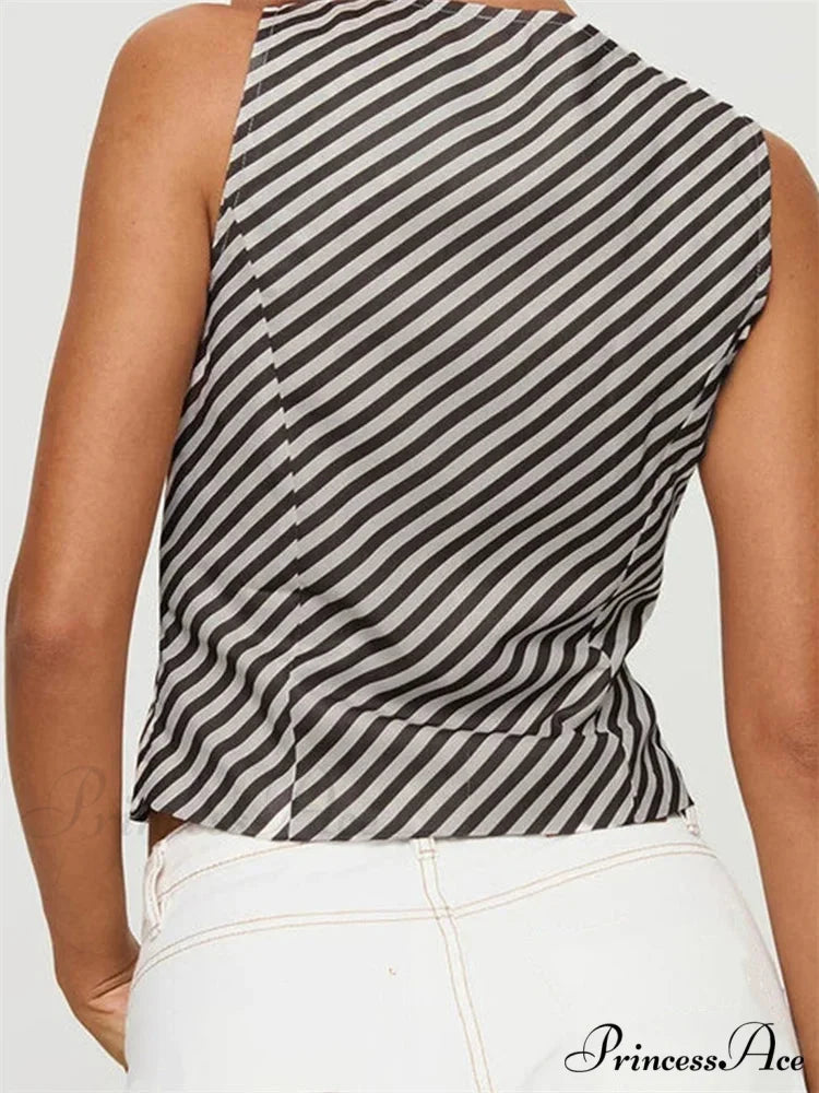 Patterned Deep Plunge Neck Fasten-up Workplace Crop Top croptop-250126