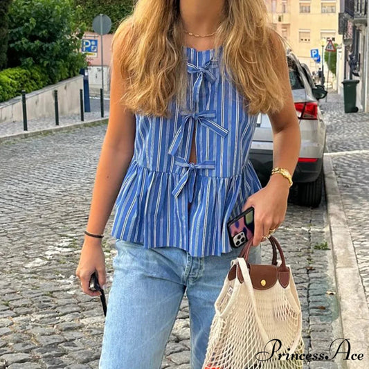 Patterned Fasten Hollow Crop Top blue / S croptop-250223