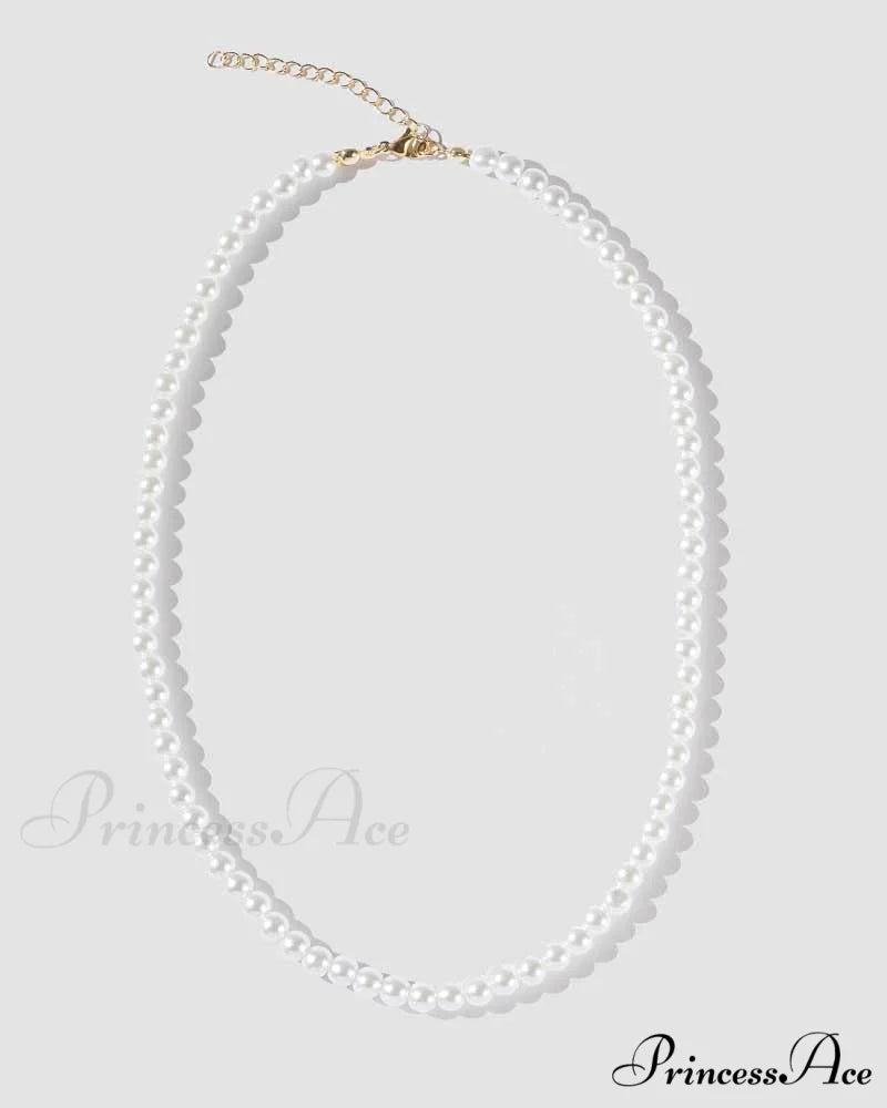 Pearlstring Necklace
