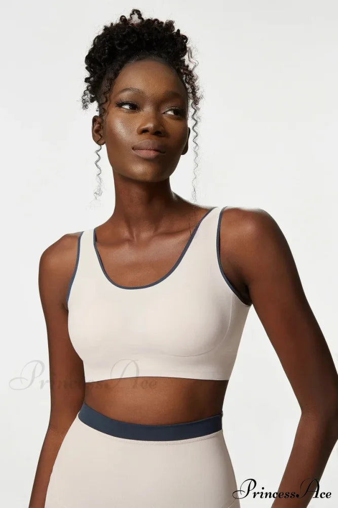 PEYTON SPORTS BRA AND Graceful LEGGINGS SET MILK WHITE Milk White / L
