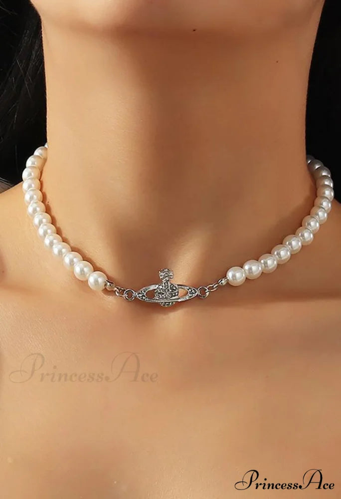 Planet Detail Graceful Faux Pearl Necklace Silver / One Size