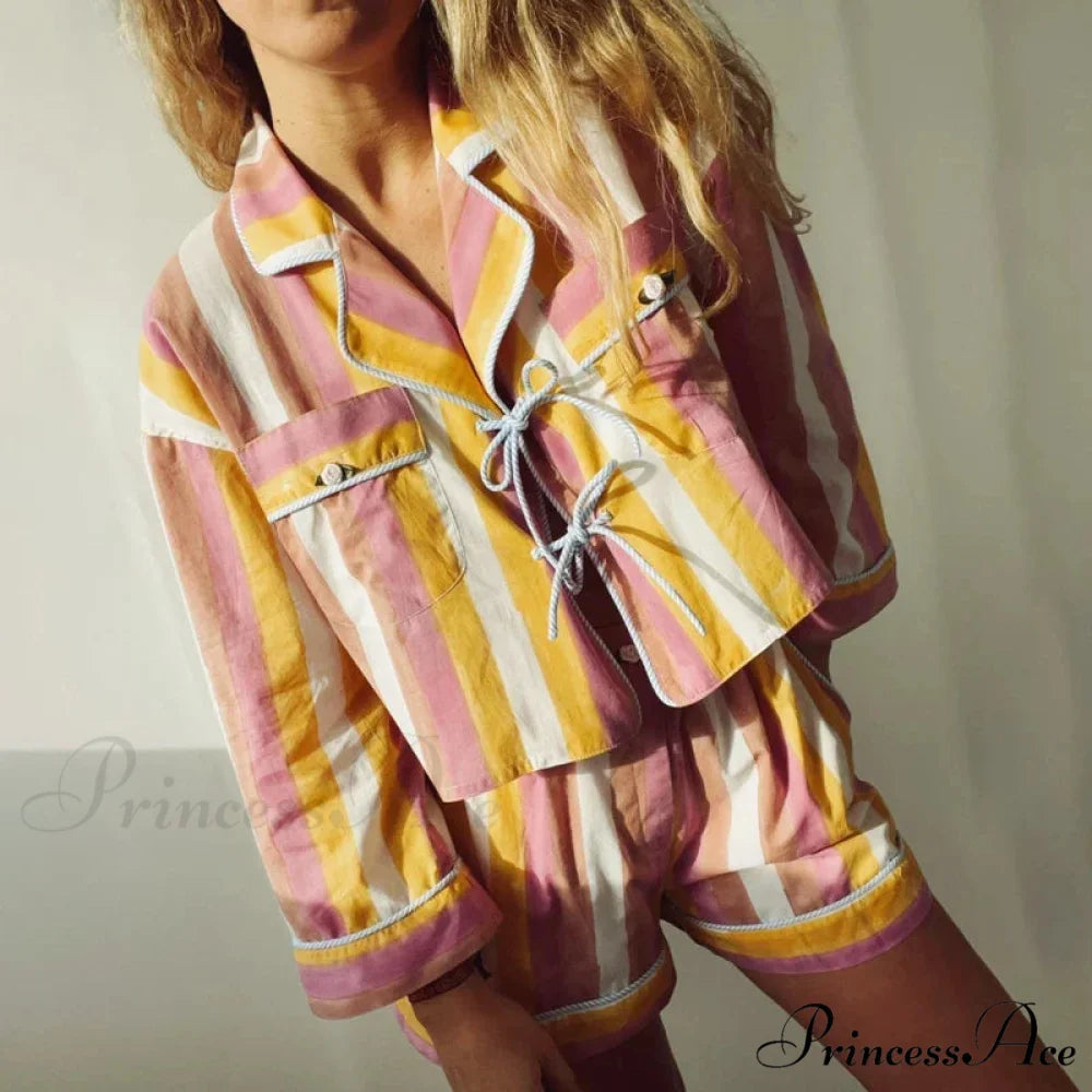 Printed Front Tie Up Graceful Bowknot Blouse and Shorts Set