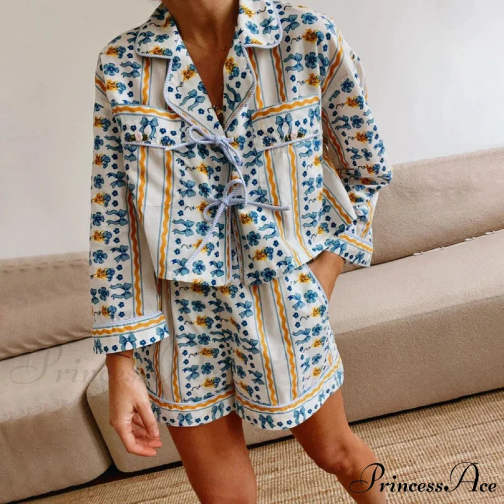 Printed Front Tie Up Graceful Bowknot Blouse and Shorts Set B / S
