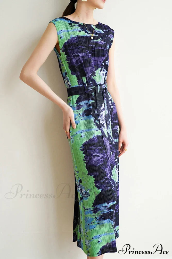 Printed Sleeveless Dress with Side Slit and Full Pleats Green / One Size