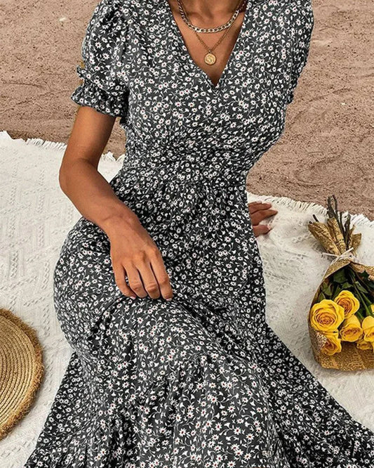Puff sleeve v-neck dress
