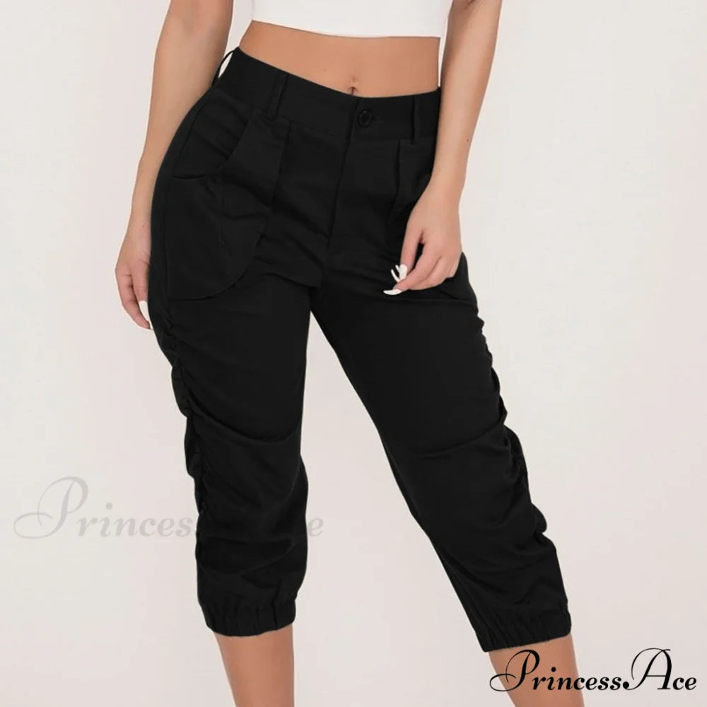 Relaxed-fit Cargo Capri Pant