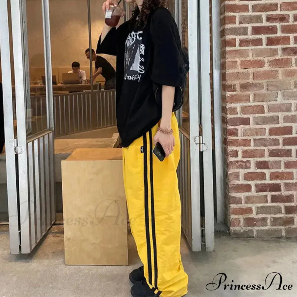 Retro Banded Generous Loose-fitting Jogging Pant pant-250223