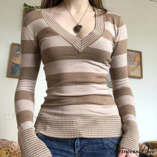 Retro Banded T-shirt V-Neck Extended Sleeve Knit Top Women Khaki / S knittop-250126