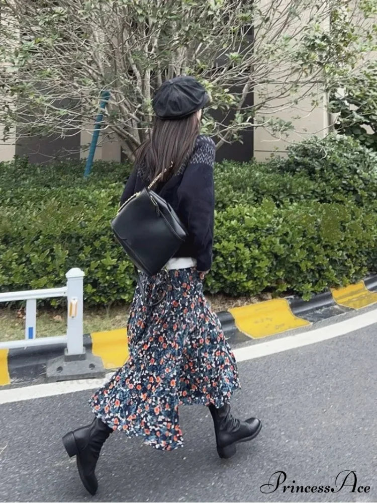 Retro Blossom Pattern High Waist Pleated Skirt skirt-250126