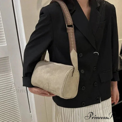 Retro Broad Band Crossbody Shoulder Bag shoulder-250126