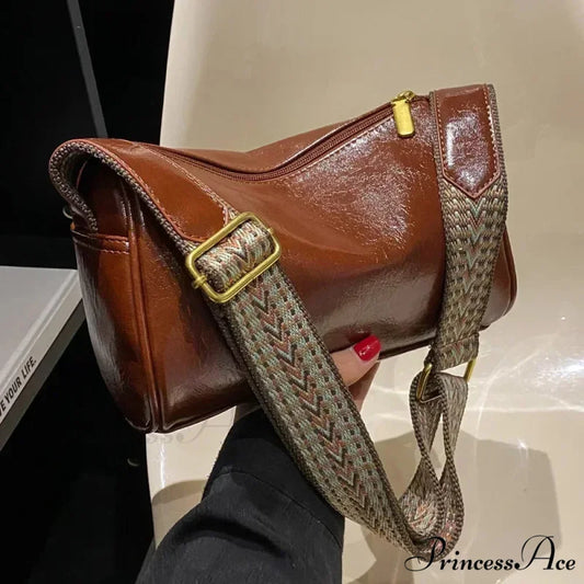 Retro Broad Band Crossbody Shoulder Bag shoulder-250126
