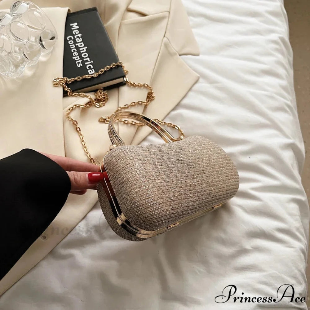 Retro Chain Evening Shoulder Clutch Bag clutchbag-250126