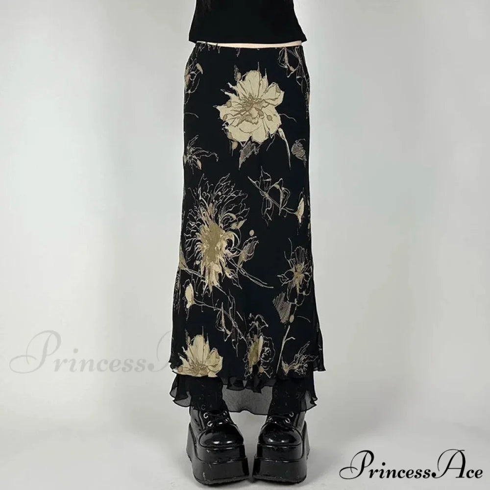 Retro Flower Pattern Low Cut Slim-Fit Urban Skirt skirt-250126