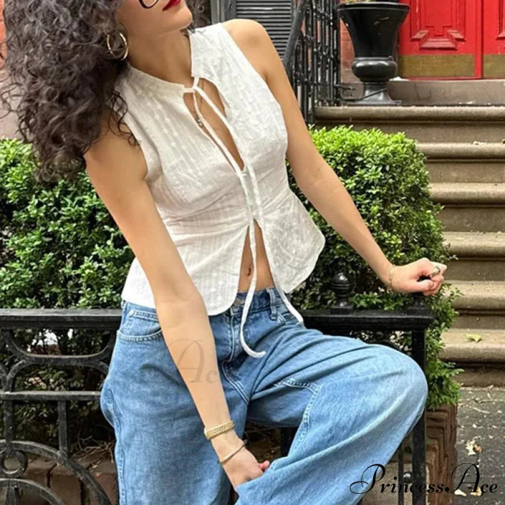 Retro Jacquard Fasten Up Neck Front Cutout Y2K Cottage Streetwear Crop Top croptop-250126