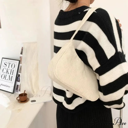 Ribbed Zipper Armpit Shoulder Purse White shoulder-250126
